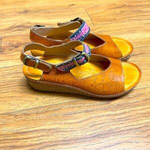 L' Artiste by Spring Step Teddy Leather Wedge Sandals EUR 39 Womens Size 8